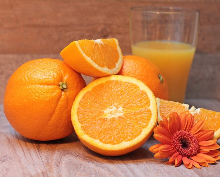 Why Your Blood Needs Vitamin C (Know The Benefits)