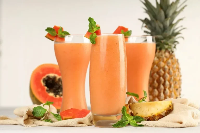 Power Up! Ditch the Coffee, Drink this Pineapple Papaya Smoothie to Boost Your Hemoglobin Count