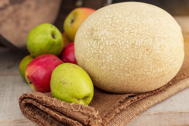 A glass of refreshing Apple Beet Muskmelon Juice to boost energy and maintain blood sugar balance during a busy workday