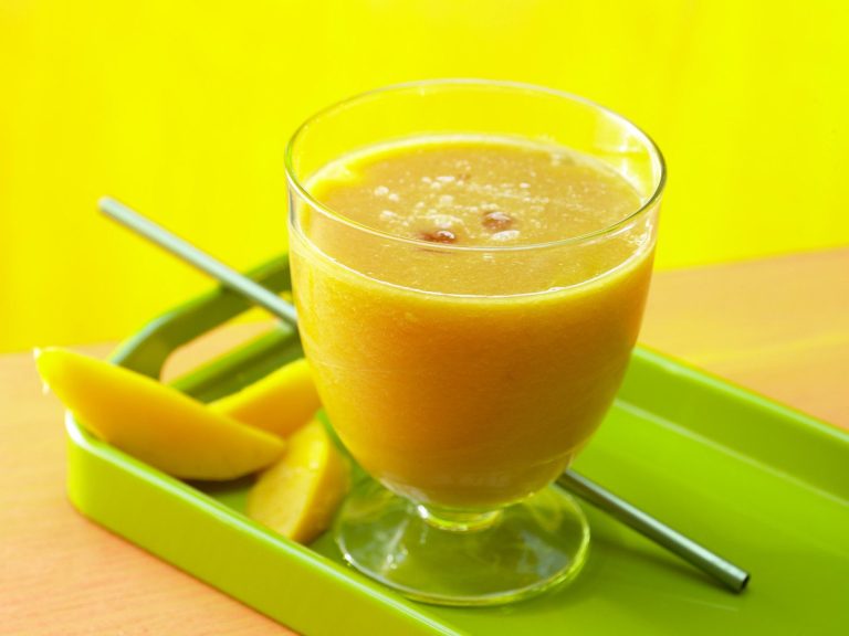 A glass of refreshing aloe mango guava juice, perfect for hydration, energy, and stabilizing blood sugar after rest.
